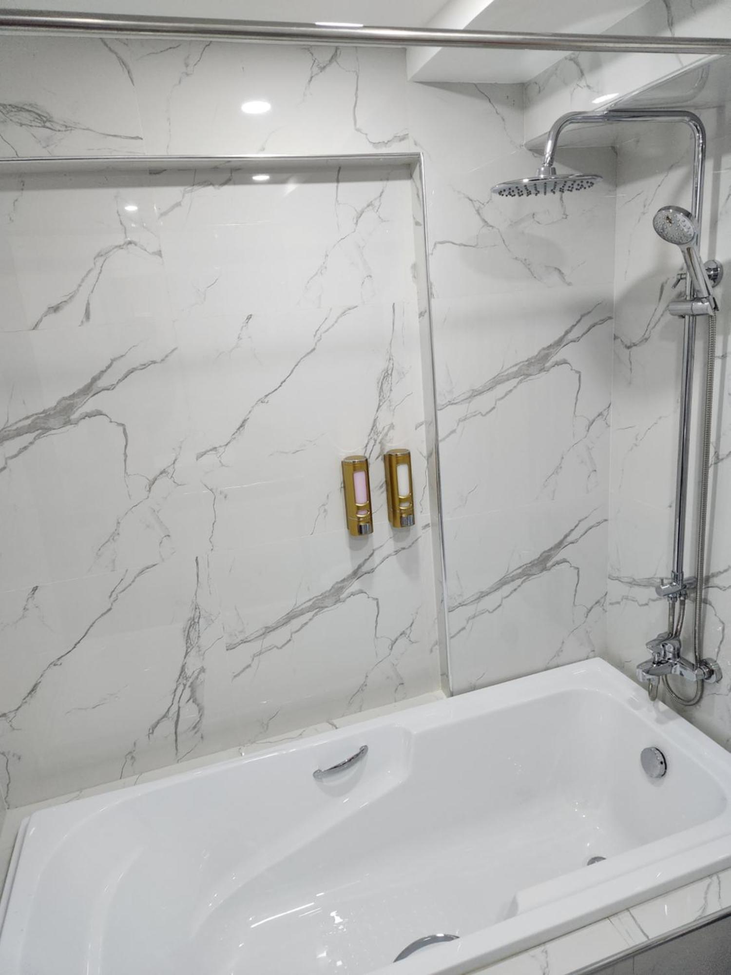 Condo Azur Suites B207 Near Airport, Netflix, Stylish, Cozy With Swimming Pool Isla de Mactán Exterior foto